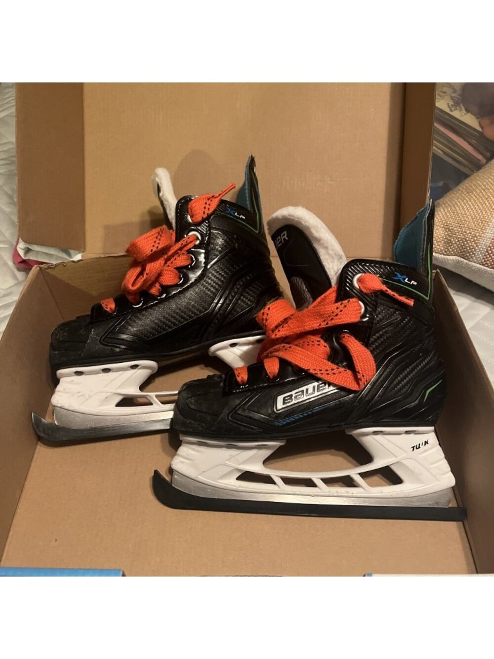 Bauer S21 X-LP Youth Skates 1059459 Youth 11 Orange laces